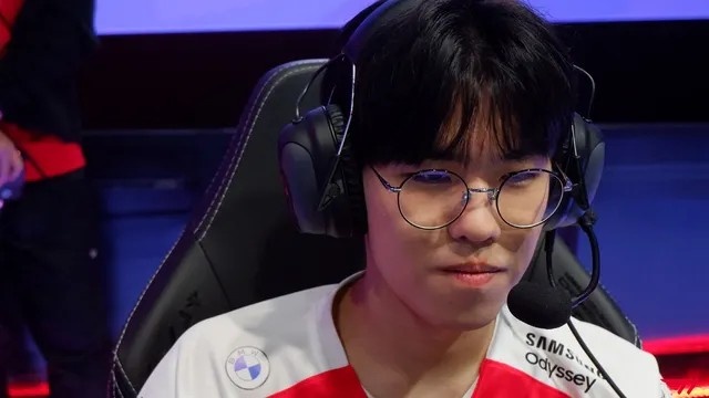 也让两队之 也让两队之