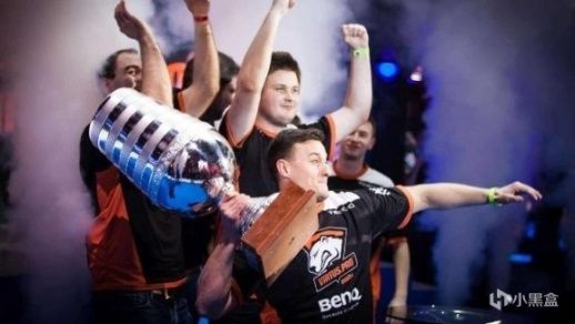 信任崩塌 信任崩塌